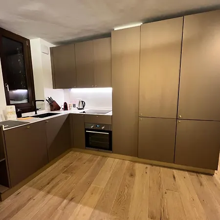 Alpine Glow - Sophisticated In - Out 아파트 브루일서비니아