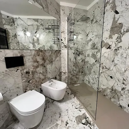 아파트 Alpine Glow - Sophisticated In - Out 브루일서비니아