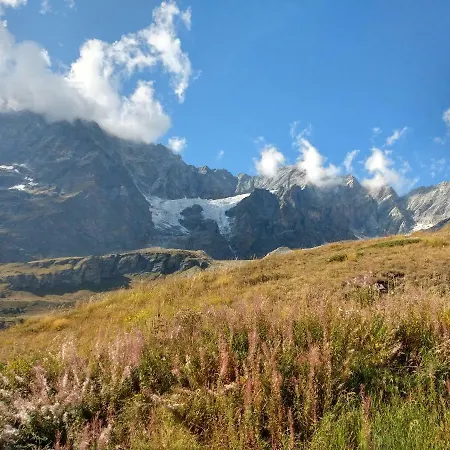 Alpine Glow - Sophisticated In - Out Appartamento *